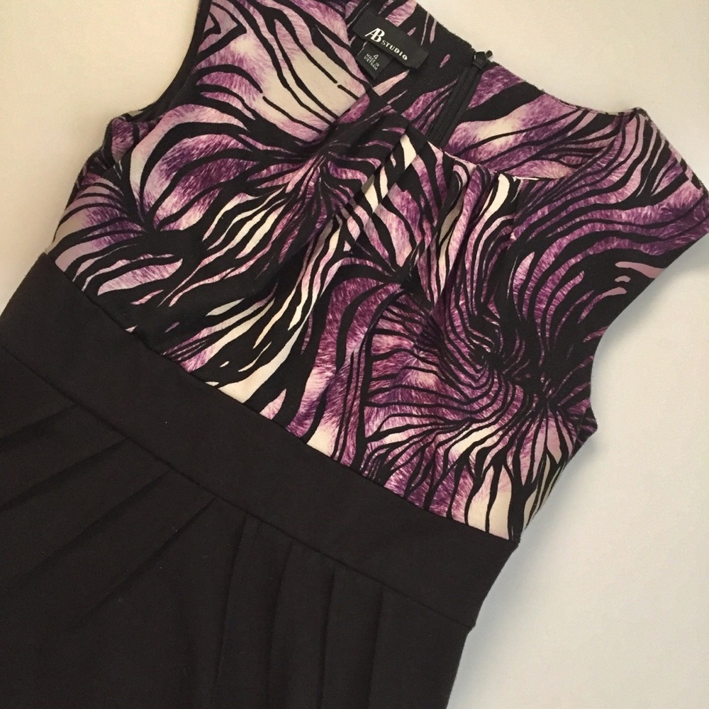 Sz 4 Sleeveless Dress
